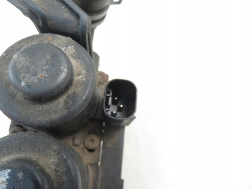 фото №7, Электроклапан воды bmw 5 f10 520 d 9119164