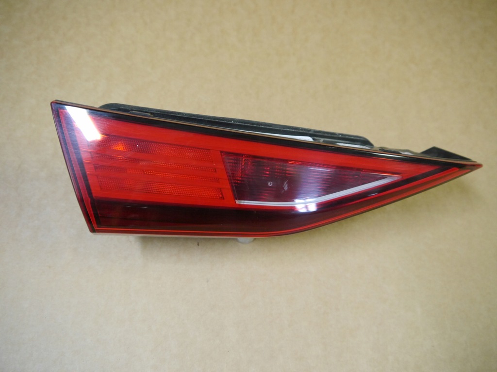 фото №1, Audi a3 8y лампа задняя led 8y0945075