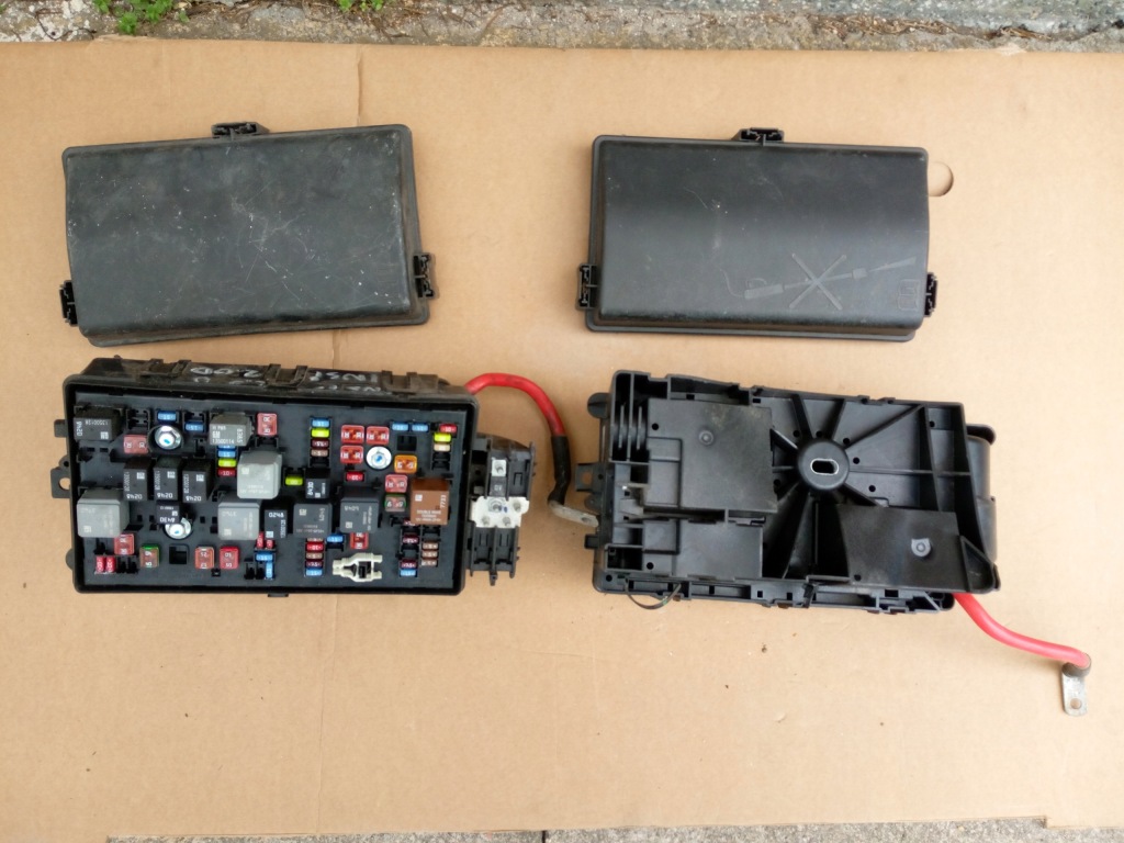 фото №1, Коробка предохранителей opel astra j iv oryg.