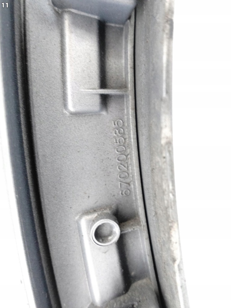 Maserati grecale trofeo m182 22- молдинг захист накладка крила права задній Оригінал