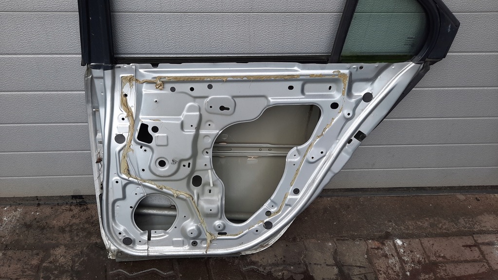 фото №15, Дверь задняя задние правое nissan primera p12 hb