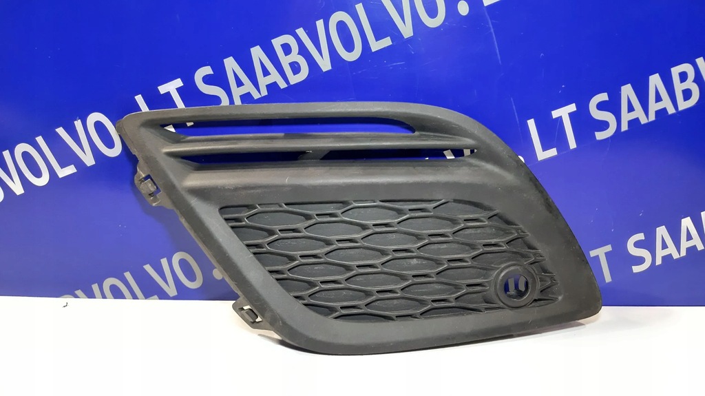 фото №1, Volvo xc60 2012 решётка, заглушки