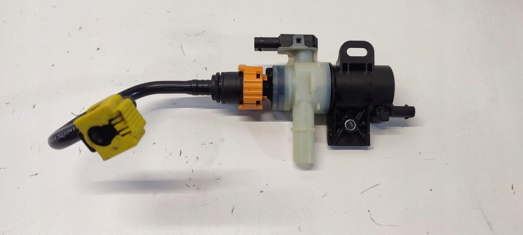 фото №1, Volvo xc40 клапан паров топлива 32139918