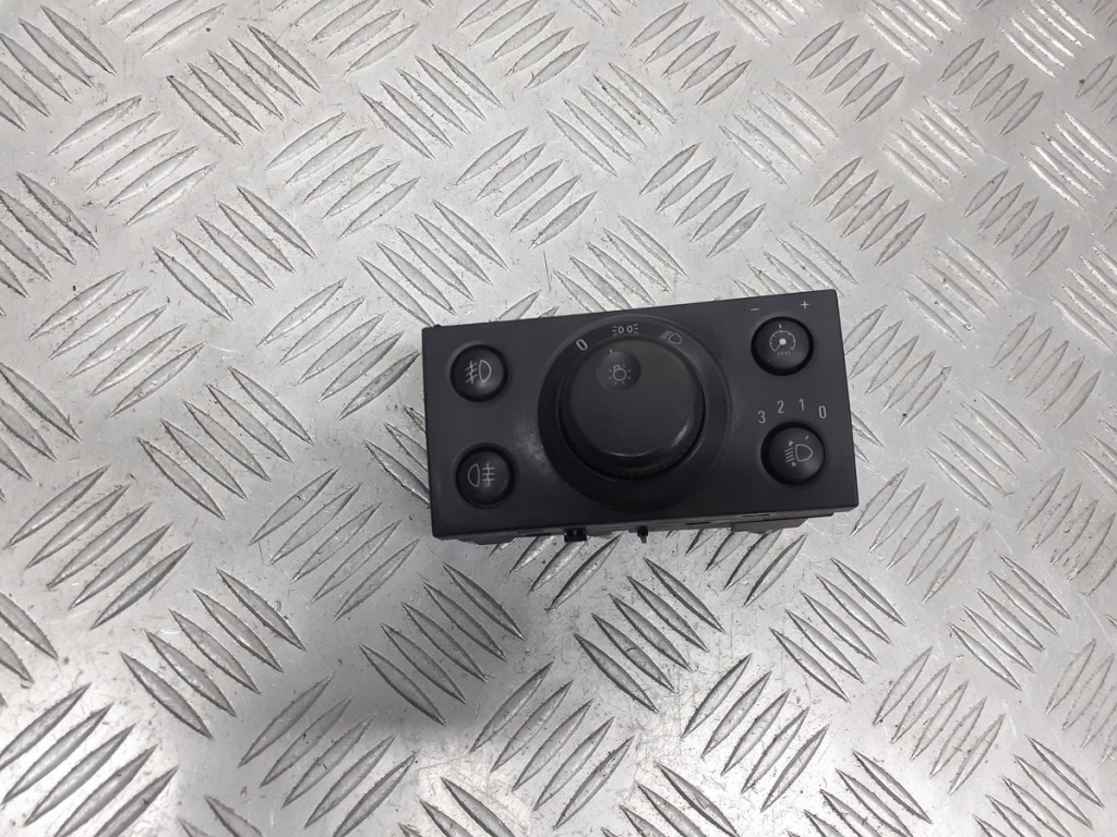 Купити Вимикач світла opel signum 9185881