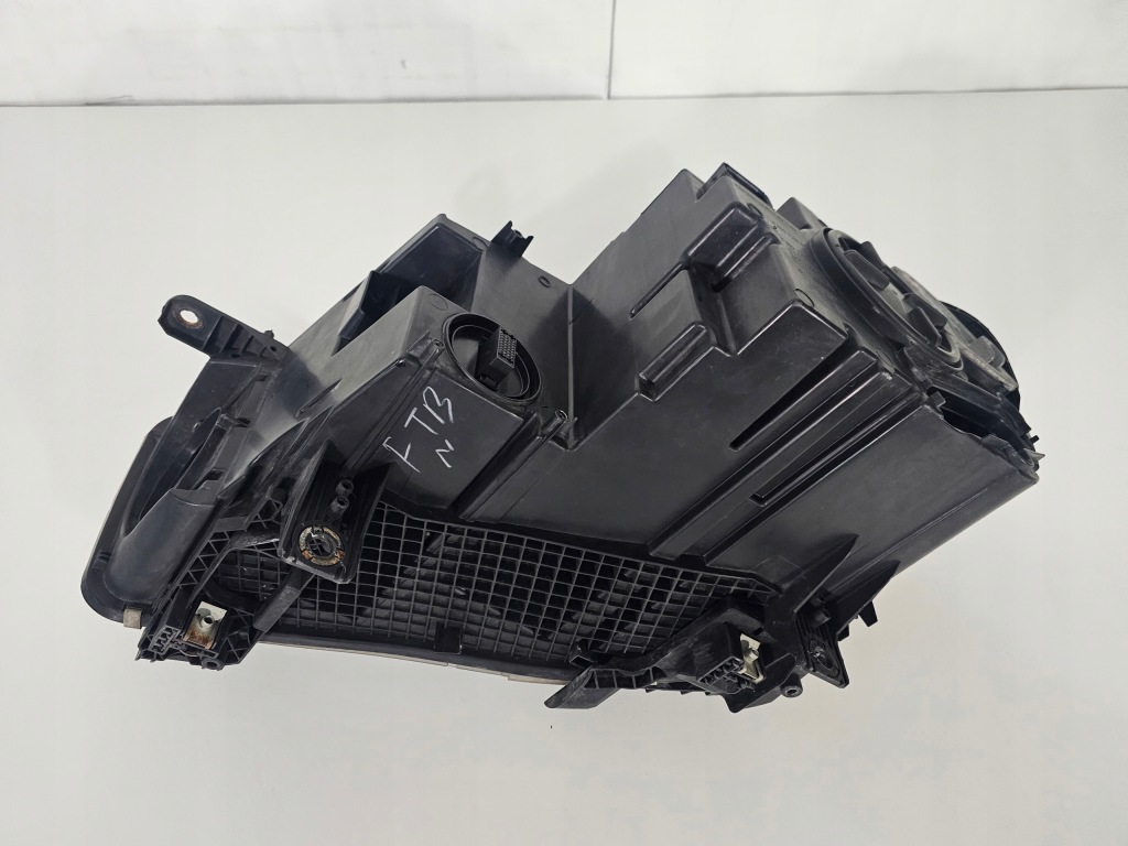 Фара правый  перед bmw x5 f15 f16 адаптивный full led на кассета Оригинал