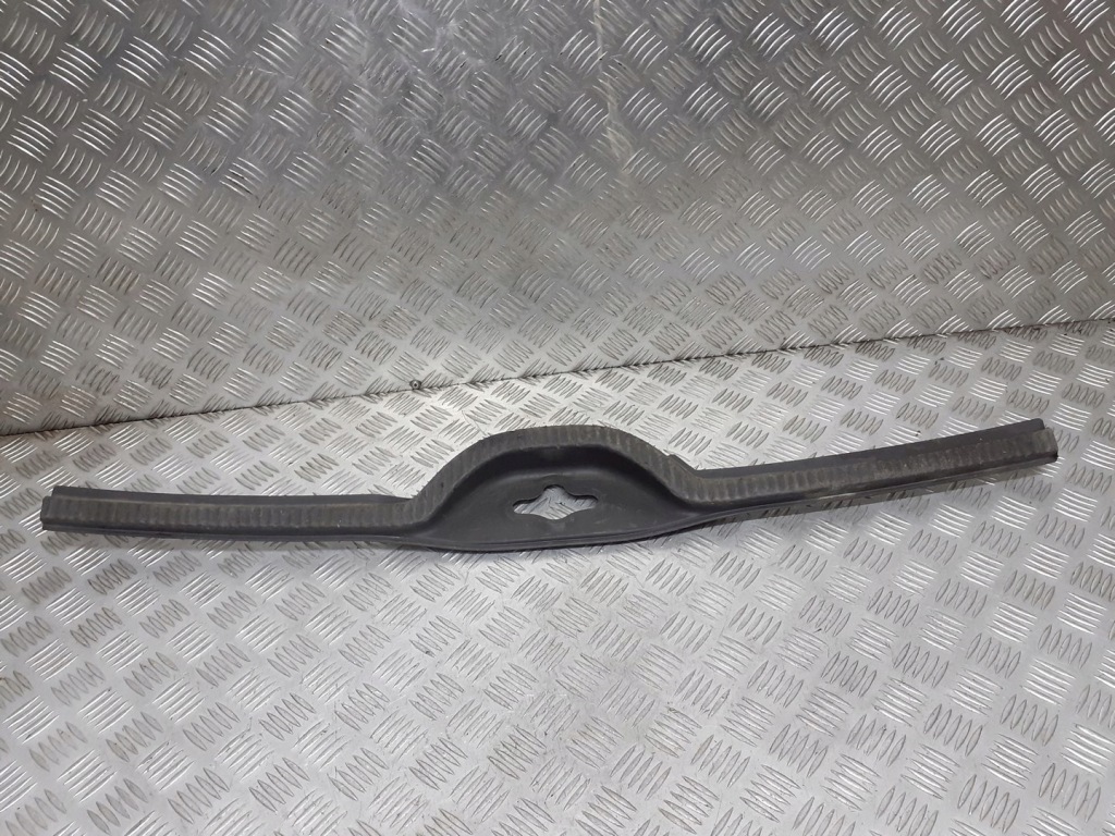 Купить Накладка на порог багажника ford focus mk1 hb