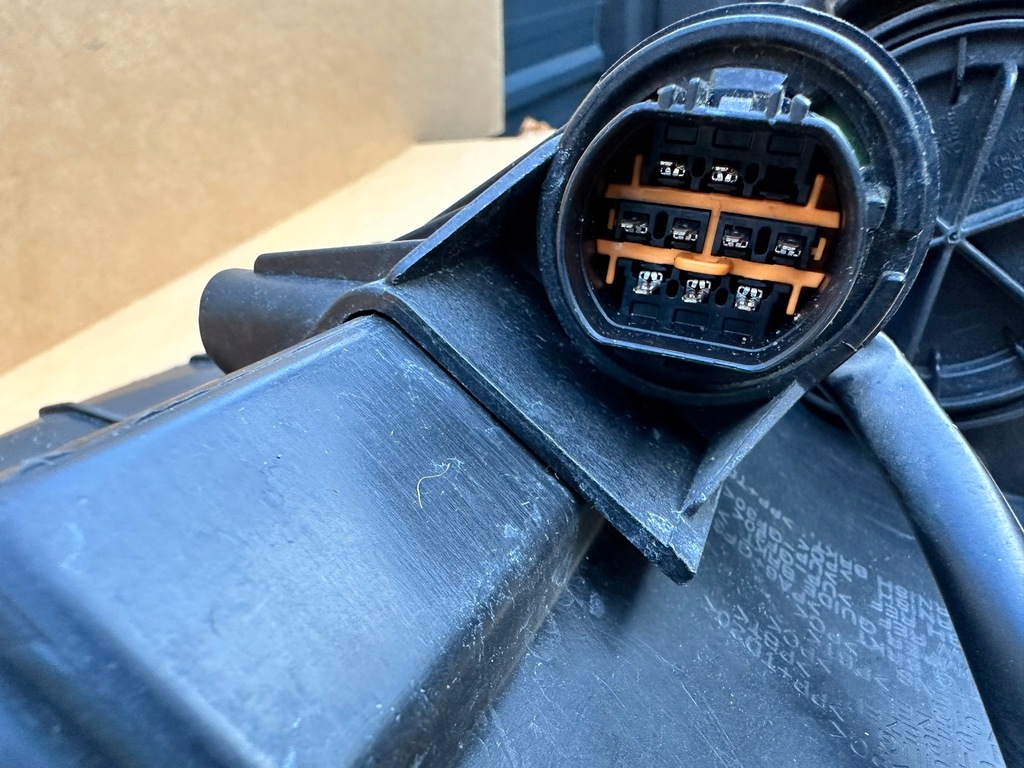 фото №13, Hyundai ix20 10-15r лампа ліва передня перед