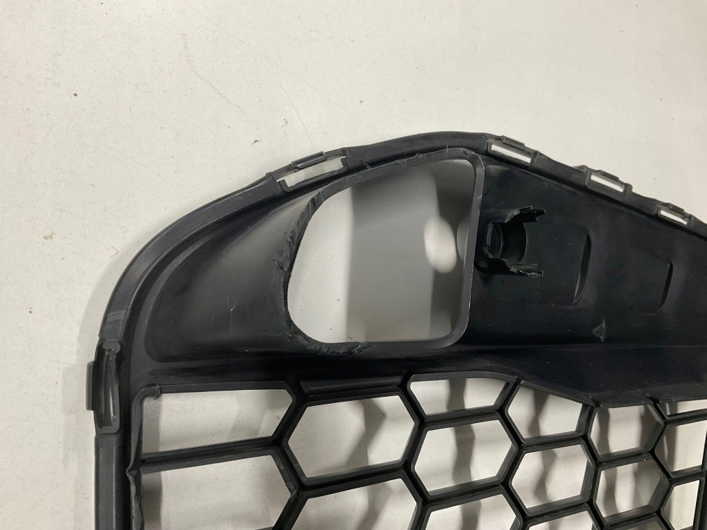 Решітка бампера передній bmw x-5/x5 f85 x-6/x6 f86 ліва 1026. Ціна