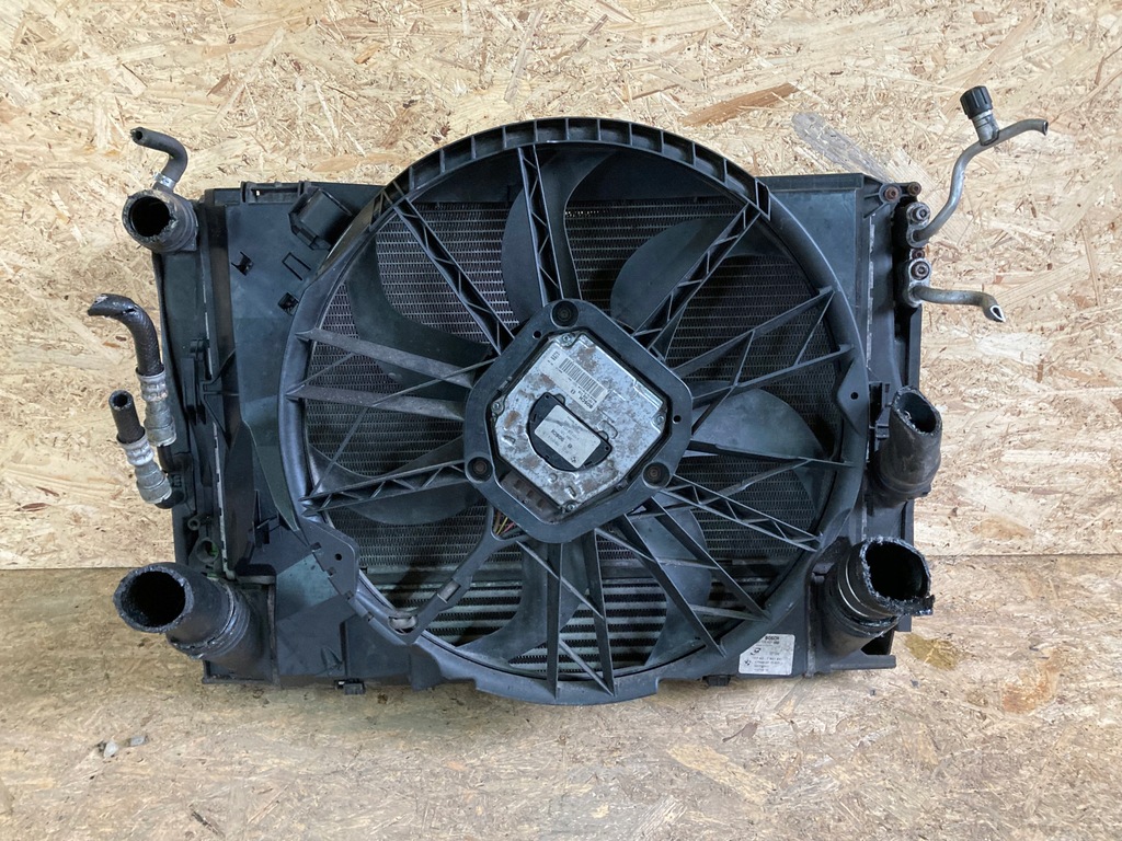 фото №4, Комплект радіатор bmw e90 2.0d 184km 05-