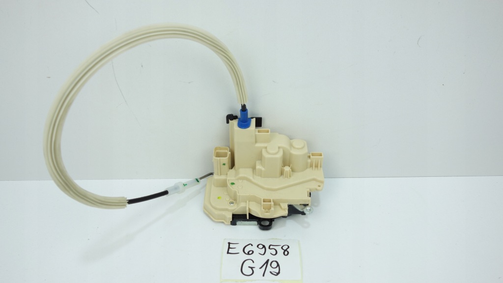 фото №1, Fiat panda iii замок дверь правый перед 2011- 521915030