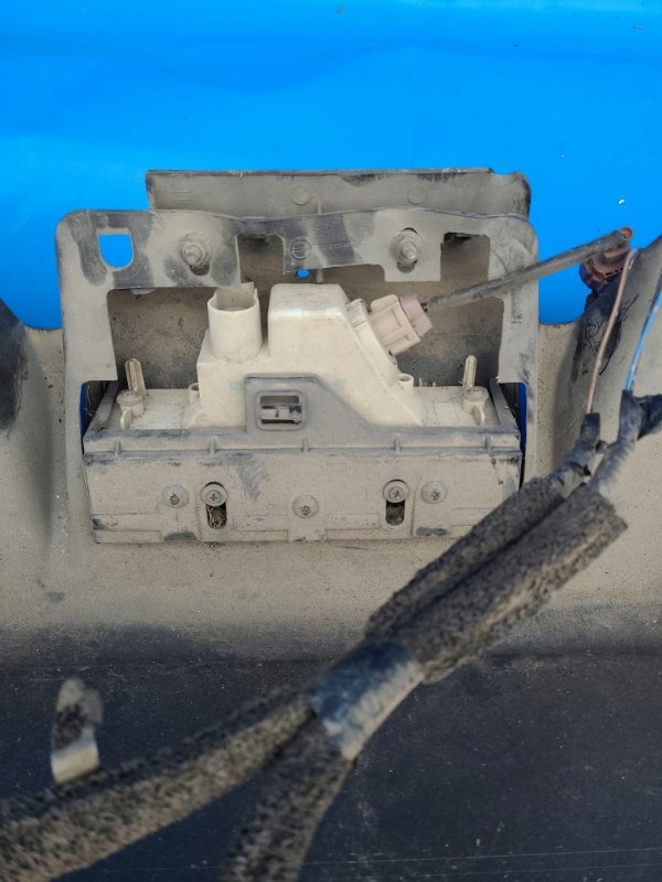 фото №10, Задний бампер nissan leaf 10-17