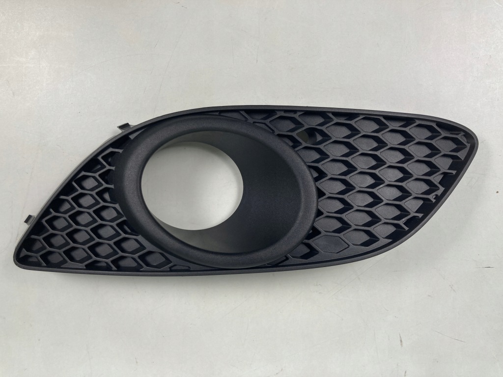 фото №1, Решётка бампера решётка радиатора левая передняя opel zafira b