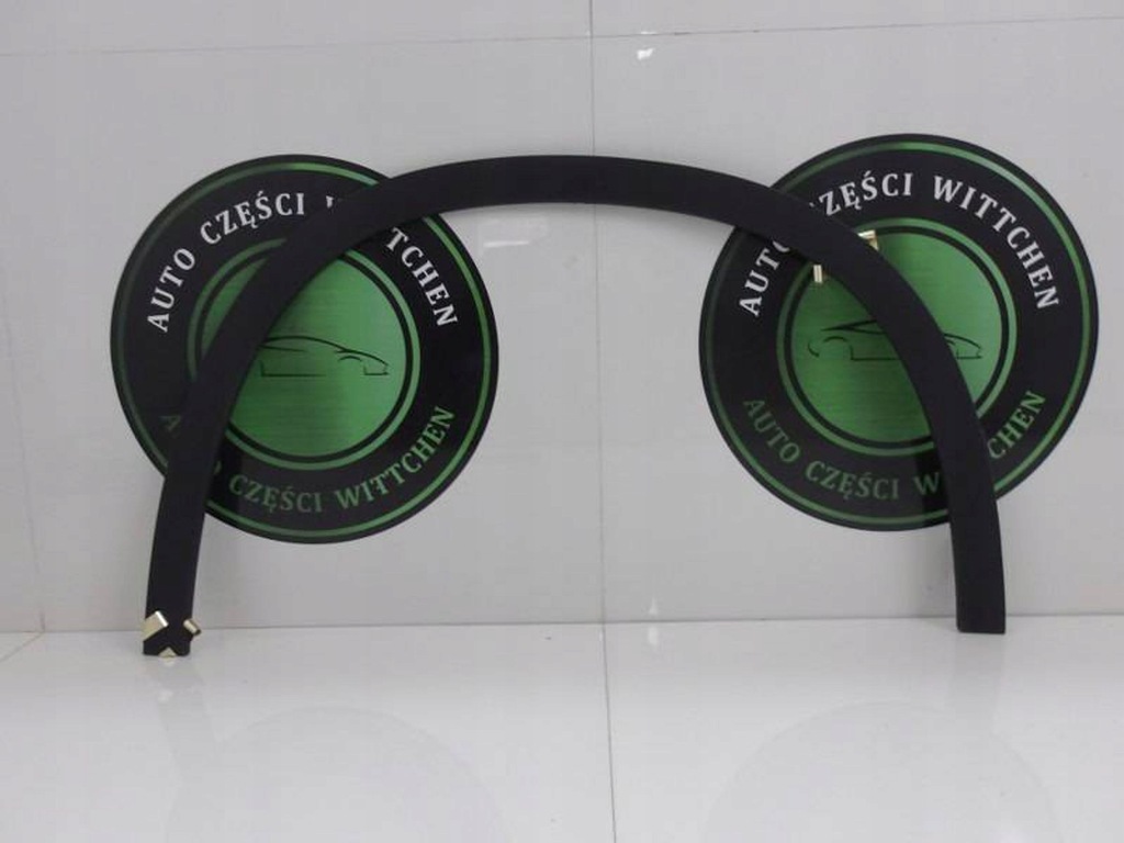 фото №1, Mercedes gla w156 молдинг крила правий перед