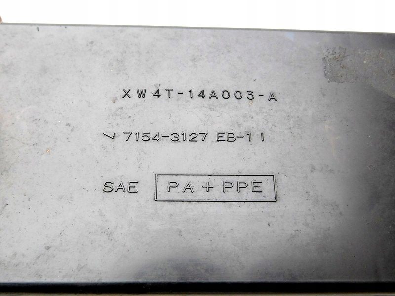 фото №9, 11/22 jaguar s-type 3.0 коробка запобіжників /1