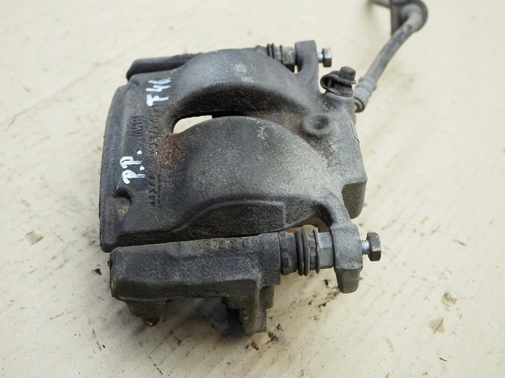 фото №6, Bmw 2 f46 gran tourer суппорт тормозной правый перед