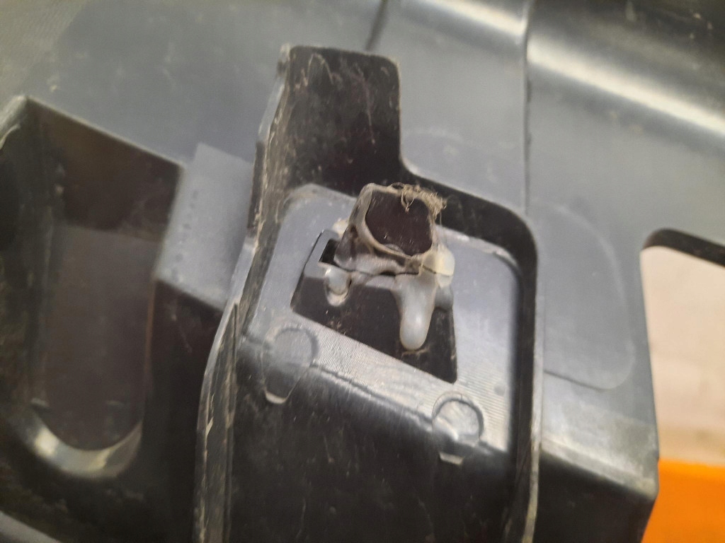 фото №12, Renault master iii lift 20- решётка радиатора / решётка радиатора