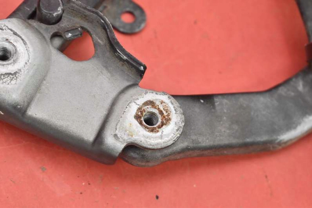 фото №6, Петля петлі капот merceds cls c219 w219 04-08