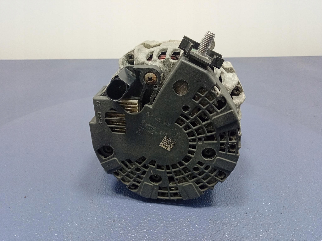 Mercedes b klasa w246 1.5 cdi 109km генератор a0009063822 607.951 в Украине