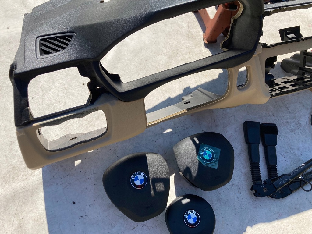 фото №4, Bmw 3 f30 f31 f34 krem hud приборная панель консоль подушки безопасности