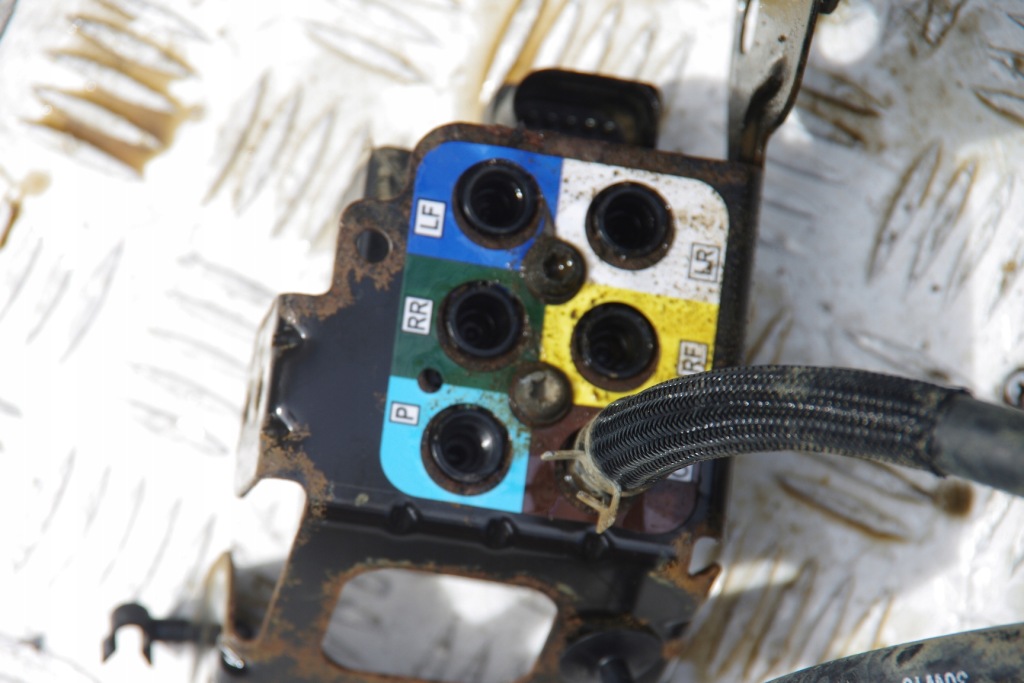 фото №5, Розподільник клапан підвіска jeep grand cherokee wk2 16-21 15.1524-0051.2