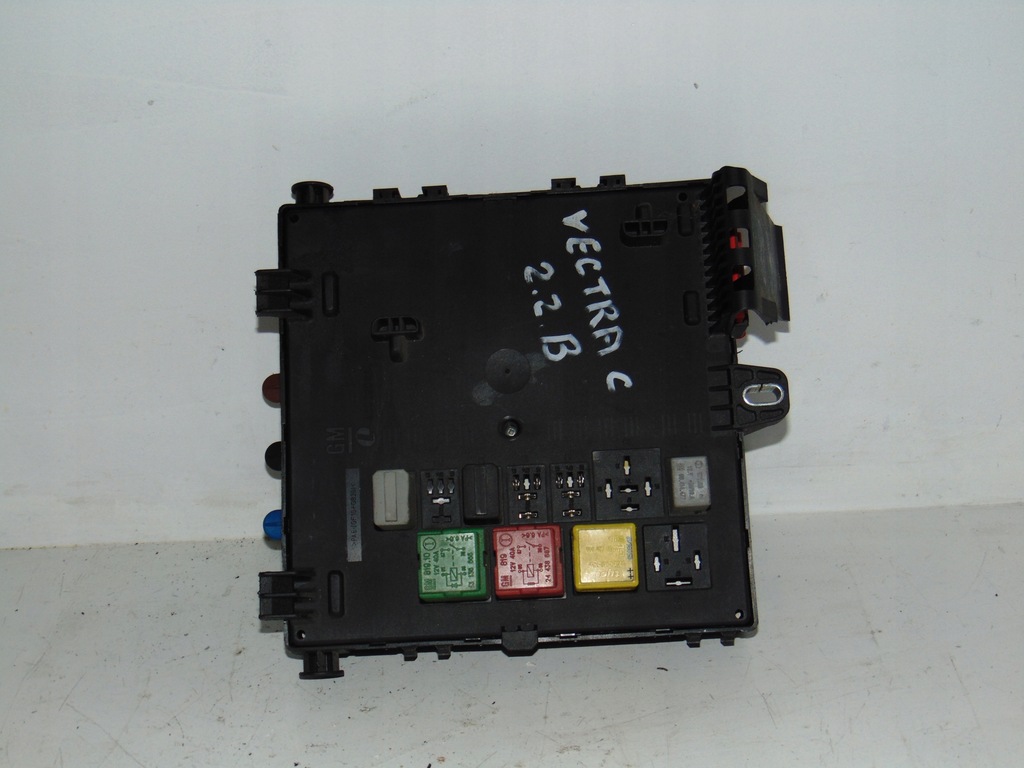 фото №1, Коробка предохранителей opel оригинальный номер 460023260