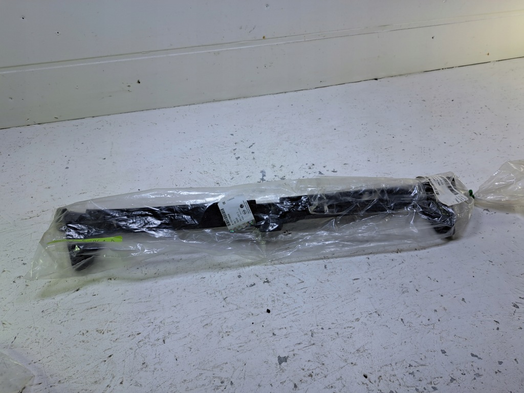 фото №1, Opel corsa d напрямна бампера задня 13179908