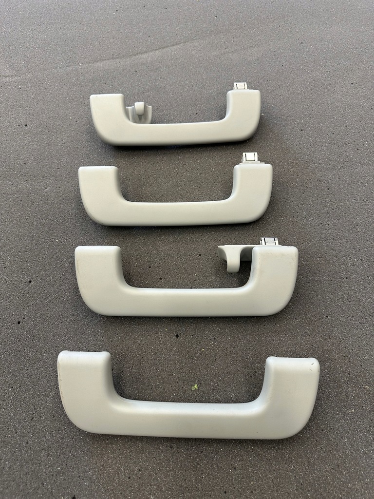 фото №1, Ручка кронштейн ручки стельовий a4 b9 a5 8w оригінал