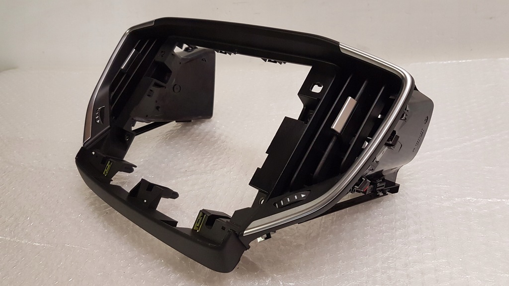 фото №6, Рамка дисплея maserati ghibli 6700663920