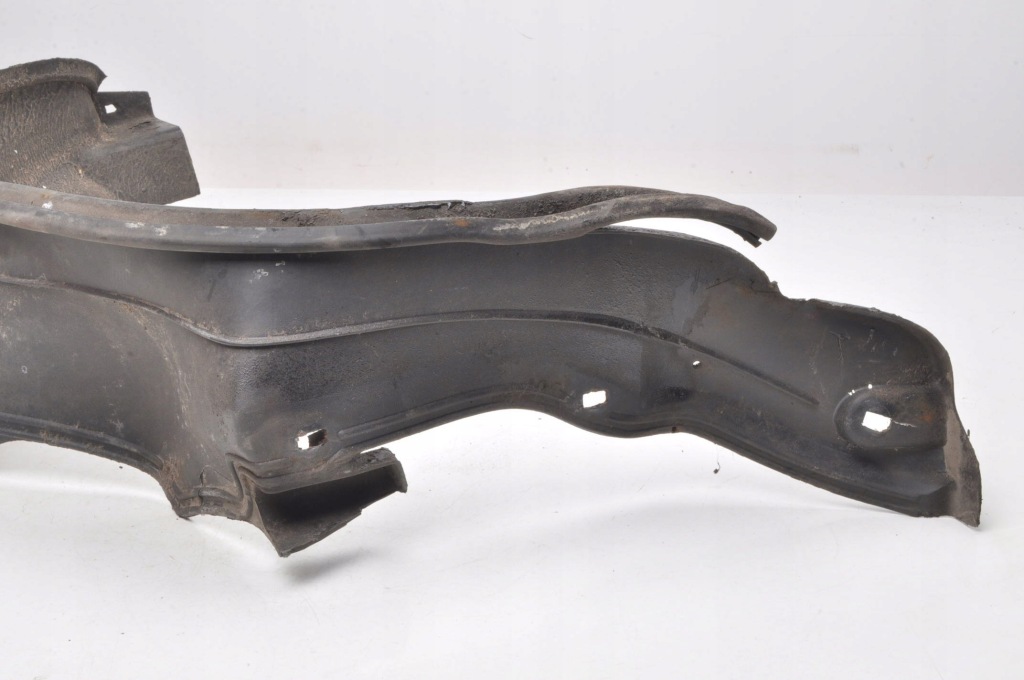 Mercedes w123 подкрылок правый перед передние Недорого