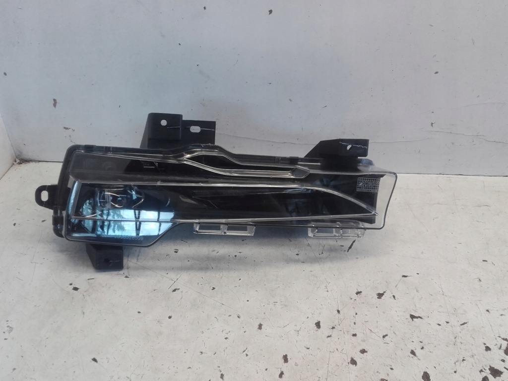 Купити Tesla y 3 1077395-00-d протитуманна фара led drl лівий фара