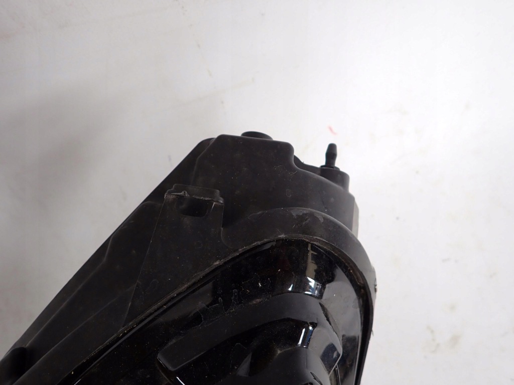 Tesla model 3 y 17- фара перед передняя левая в Украине