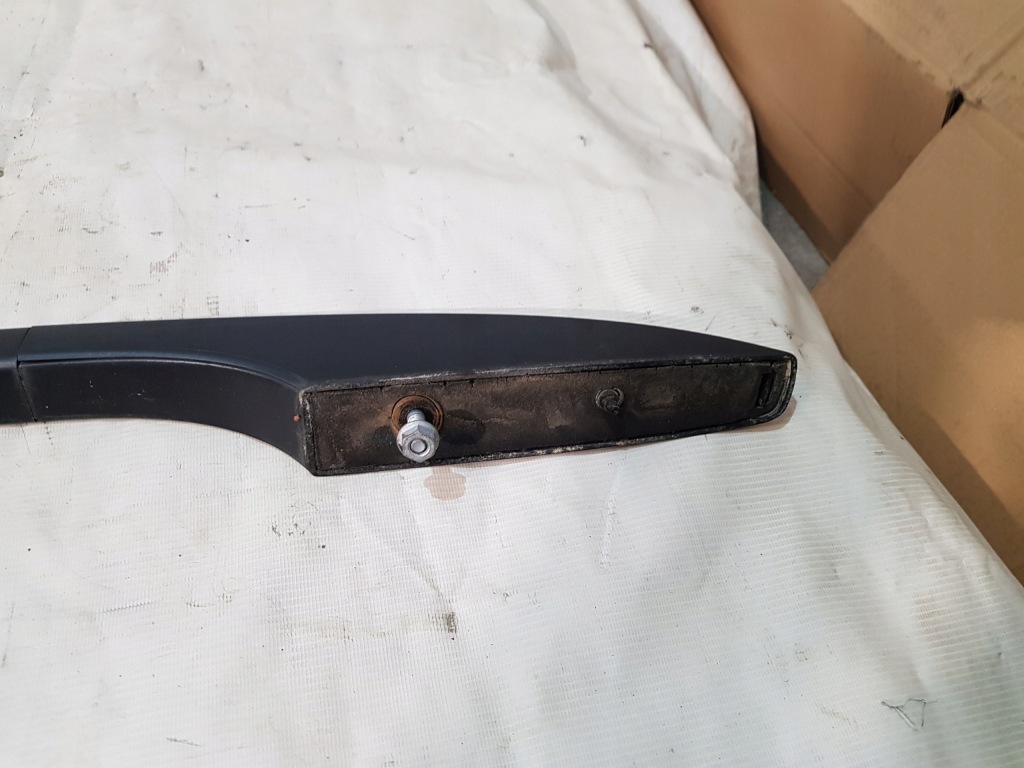 Рейлинги кровельные 3c9860025a vw passat b6 универсал комплект Киев