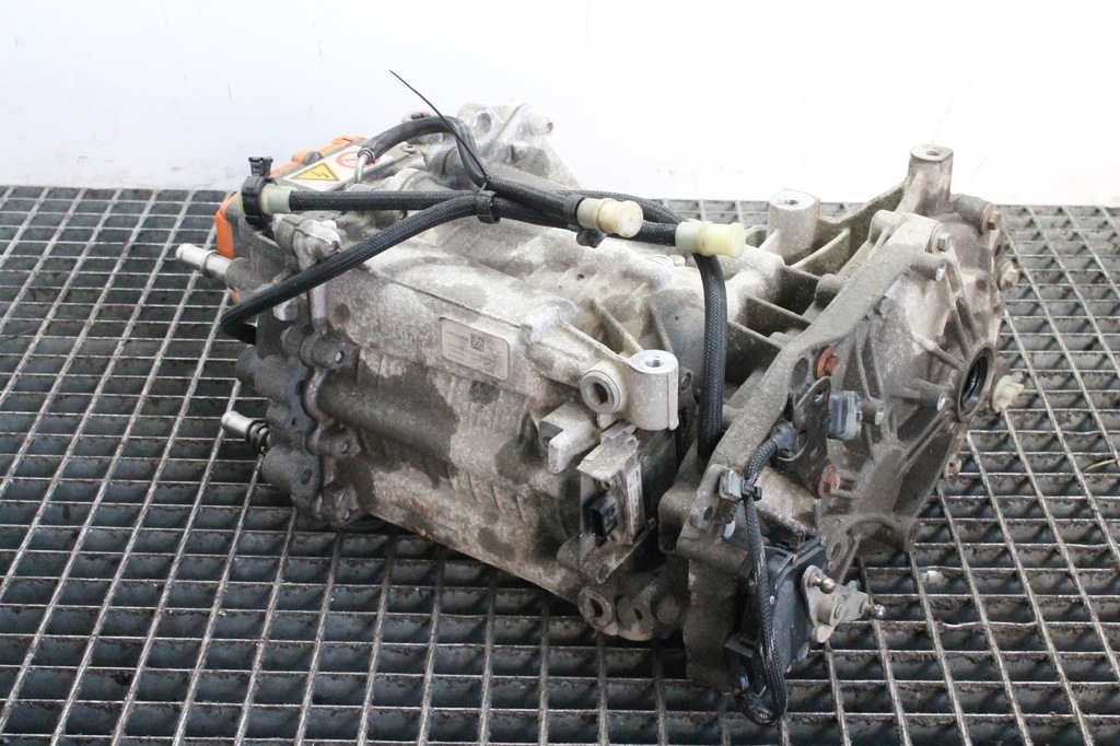 фото №1, Двигатель renault zoe bfm_ 290127953r electric 65kw 2015