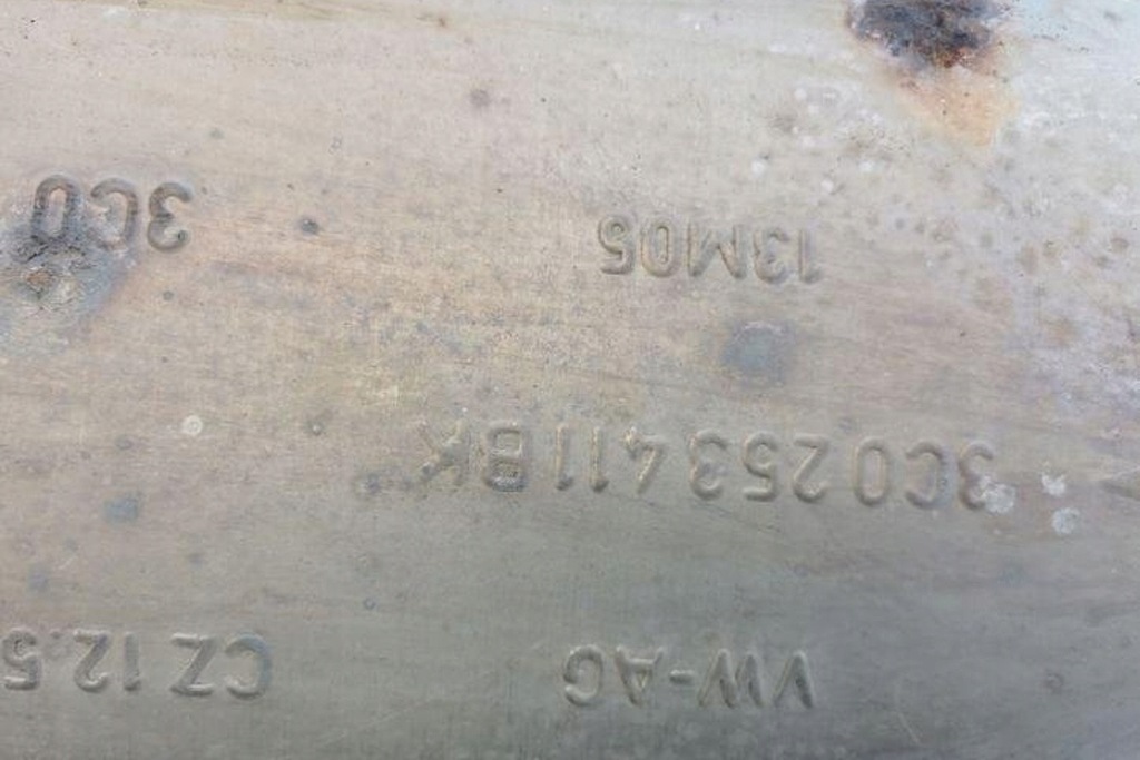 фото №7, Гаситель vw passat b7 362 3c0253411bk 1.6l дизель 77kw 2013