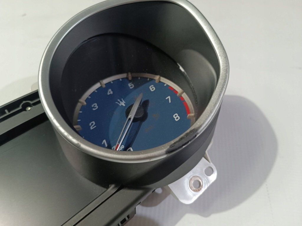 Панель спідометр індикатор приборів maserati ghibli sq4 3.0 2013- в Україні