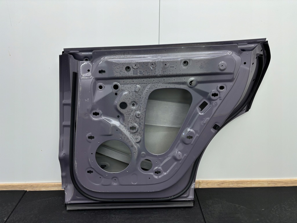 фото №15, Porsche macan ii 2024r.-- дверь правое задние задняя