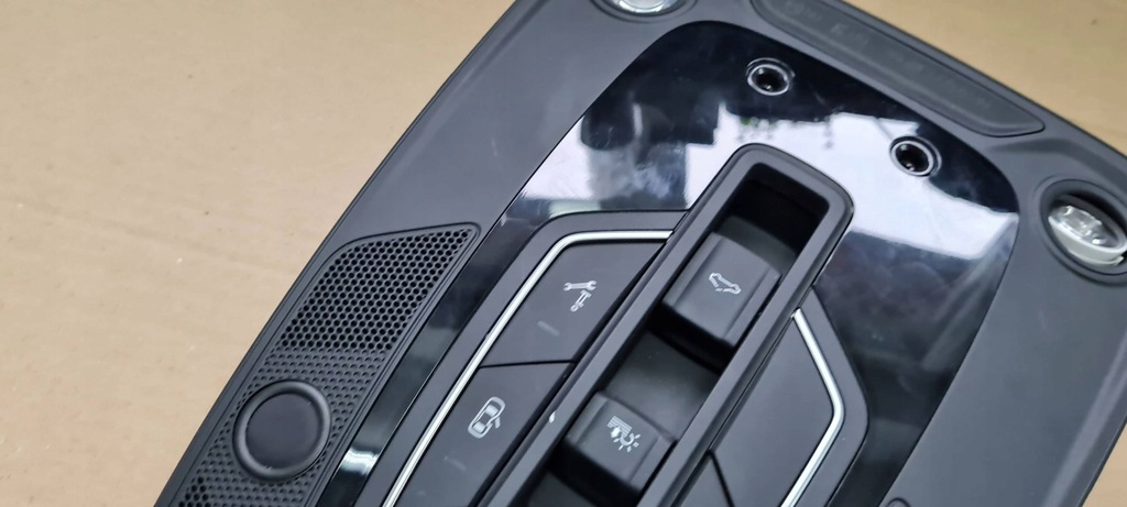 фото №6, Sq7 4m q7 лампа стельовий корпус na частини pod люк 4m0947135cr