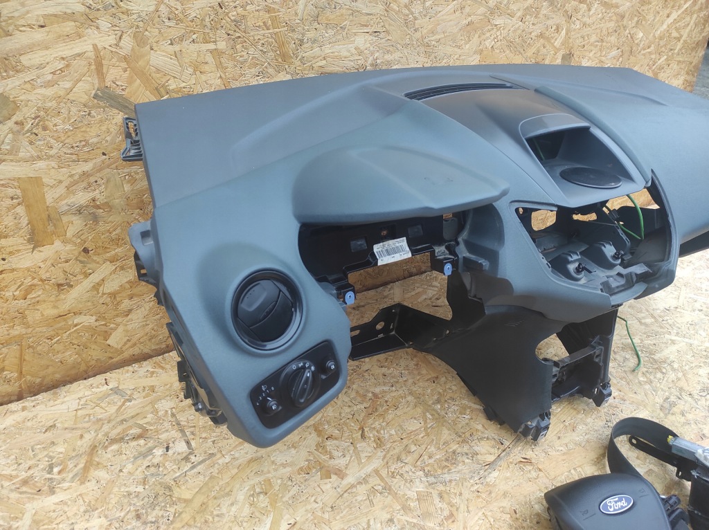 фото №3, Приборная панель консоль ford fiesta mk7