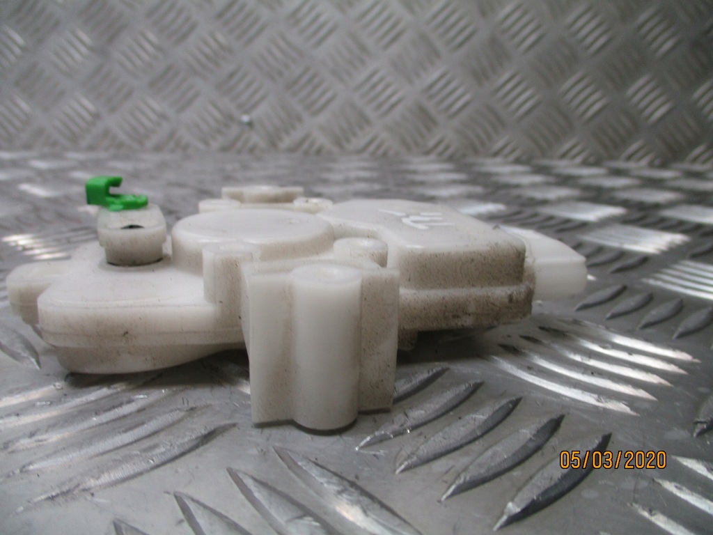 фото №6, Замок крышки багажника mitsubishi lancer vii