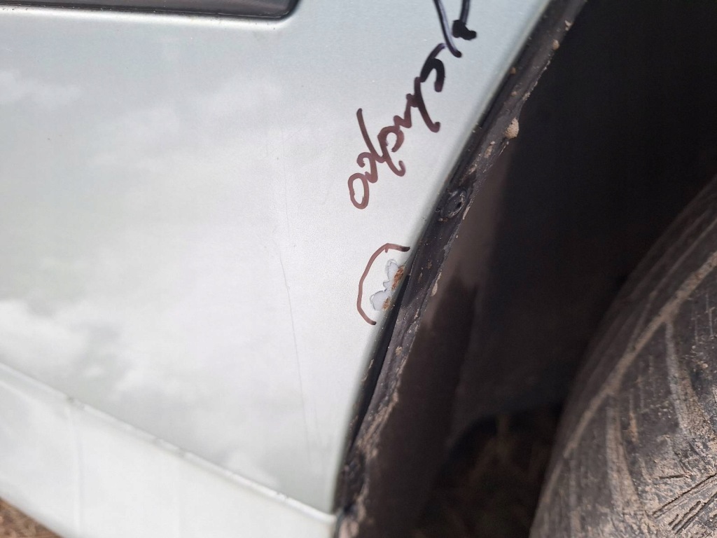 фото №12, Kompletny перед капот бампер крила лампа bmw e39 334/6 95-00r