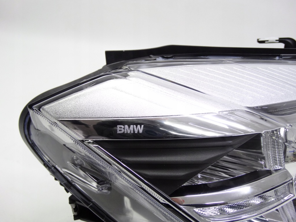 Купити Bmw x1 e84 рестайлінг  lci 12-15 фара правий bi-xenon некерований +led 7290262 нова