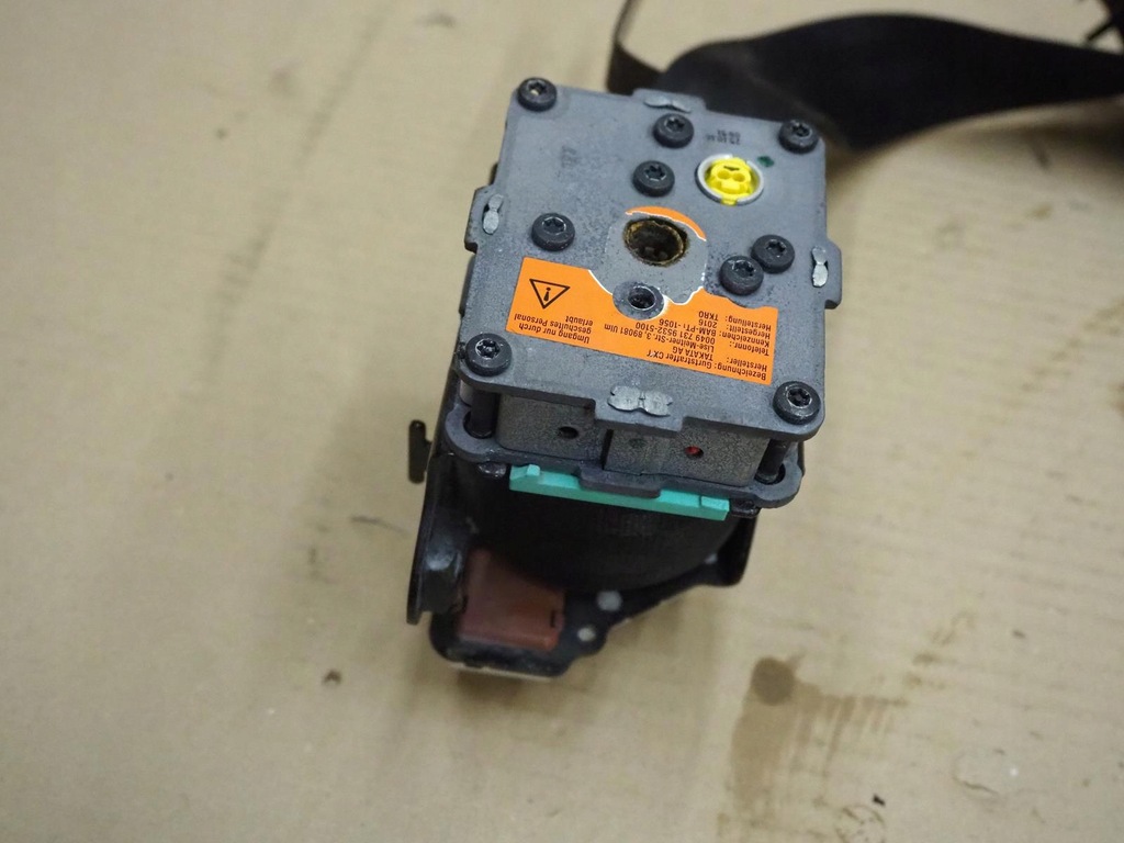 фото №10, Ремни pas подушка безопасности audi a3 vw sharan 7n0857737de