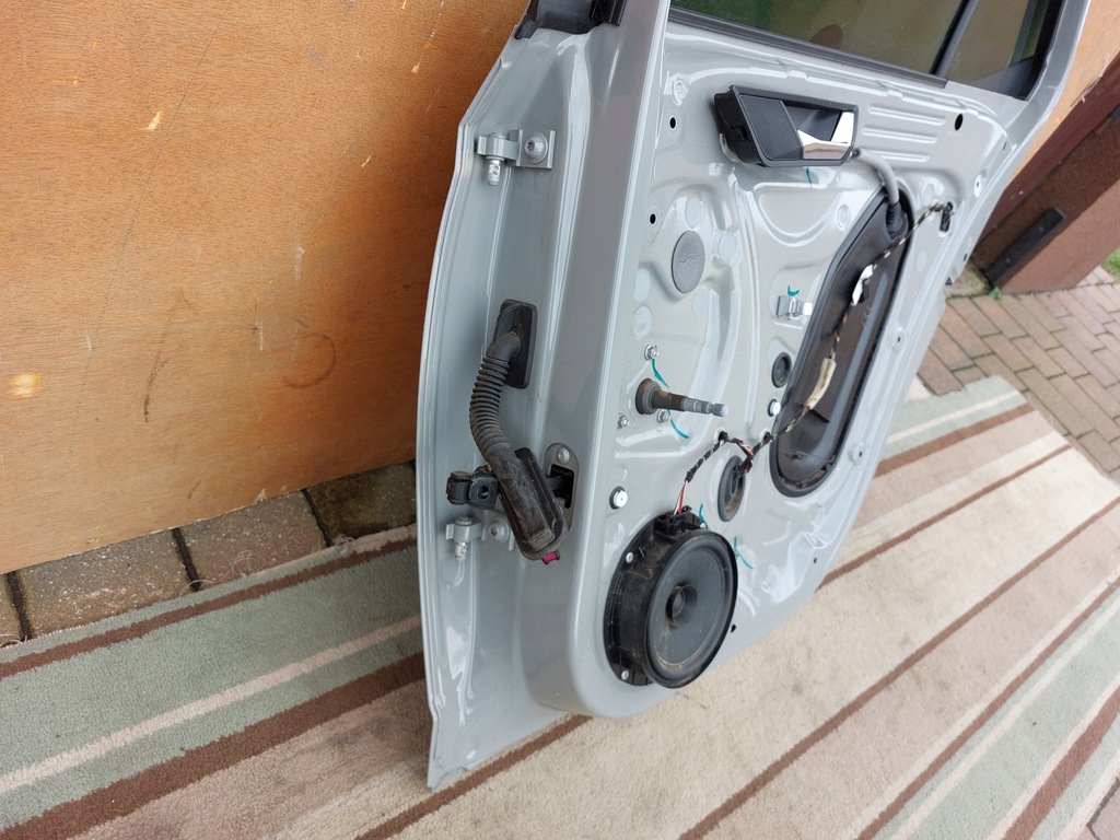 фото №6, Дверь правый задняя skoda fabia iii 15r lf7a