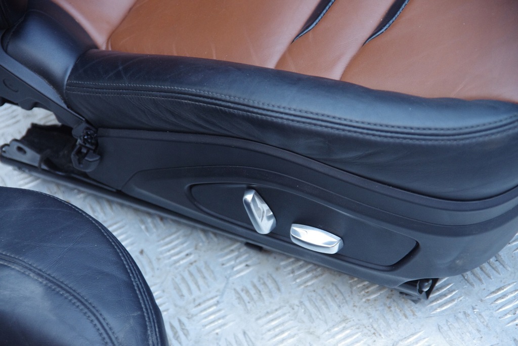 фото №13, Сидіння сидіння заднє сидіння обшивки двері салон porsche panamera 971