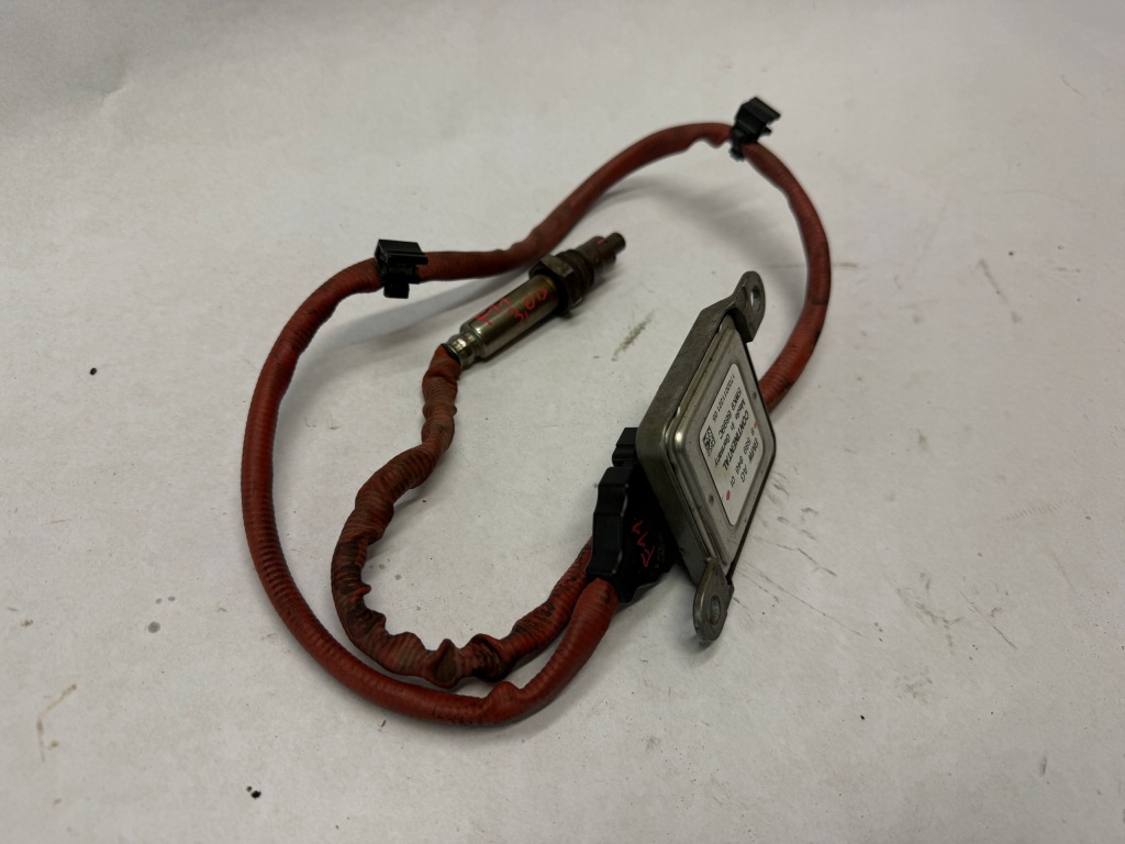 фото №7, Bmw 5 f10 f11 3.0d 2017r датчик лямбда-зонд nox 8589846