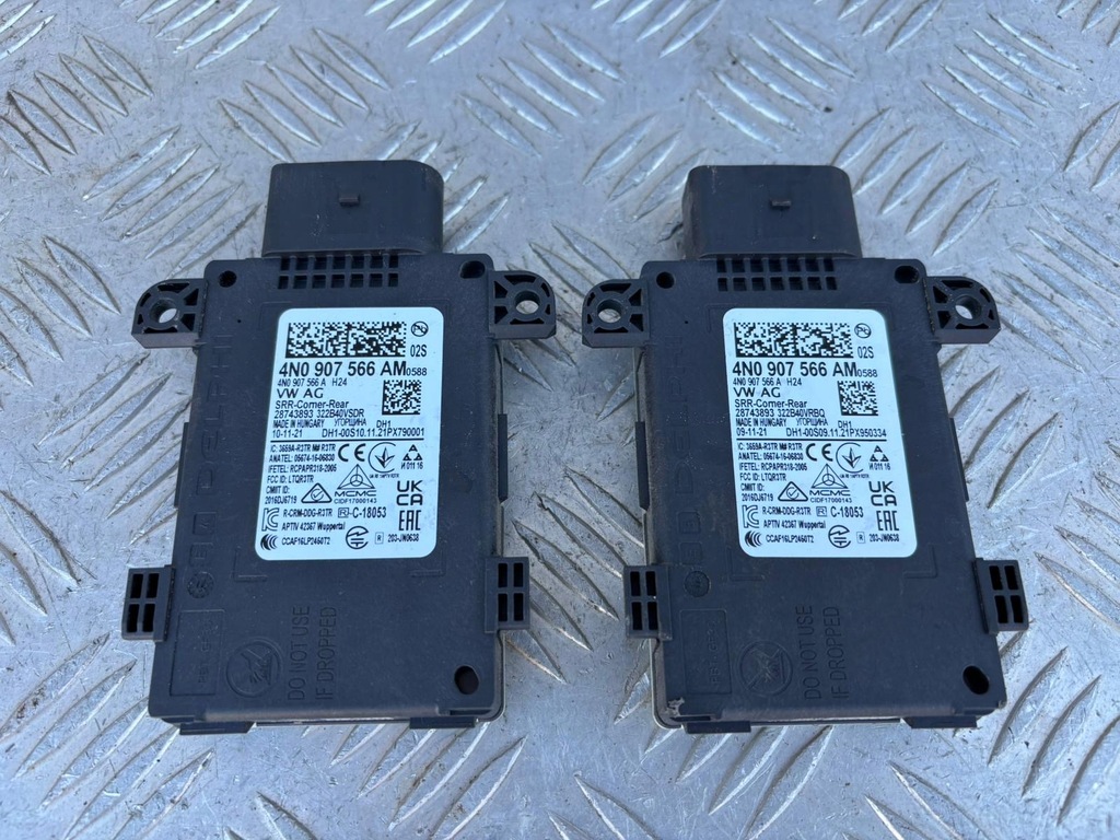 фото №1, Porsche taycan 4s радар ассистент переключения поперечина движения 4n0907566am