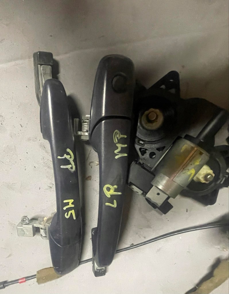 фото №1, Ручка двері лівий перед mazda 5 __05-10__europa