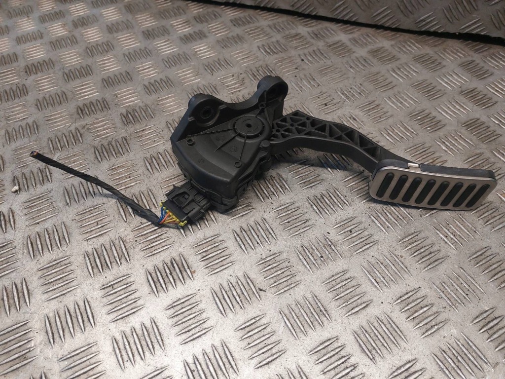 фото №1, Педаль газу потенціометр kia proceed i 2.0 crdi 32700-xxxxx