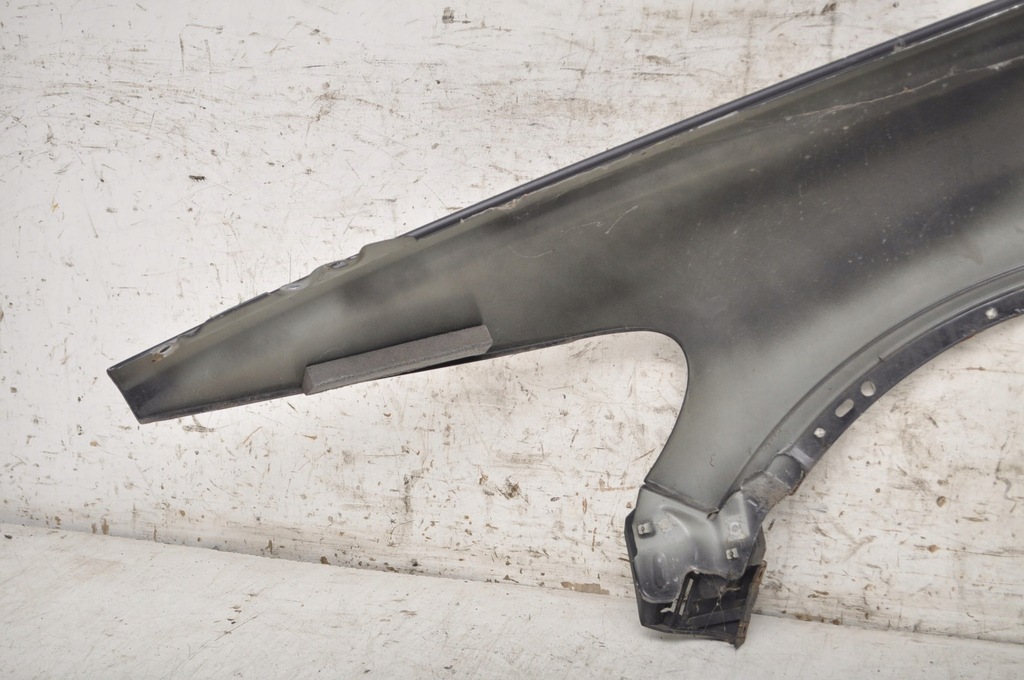 фото №10, Volvo c30 крила правий перед передній