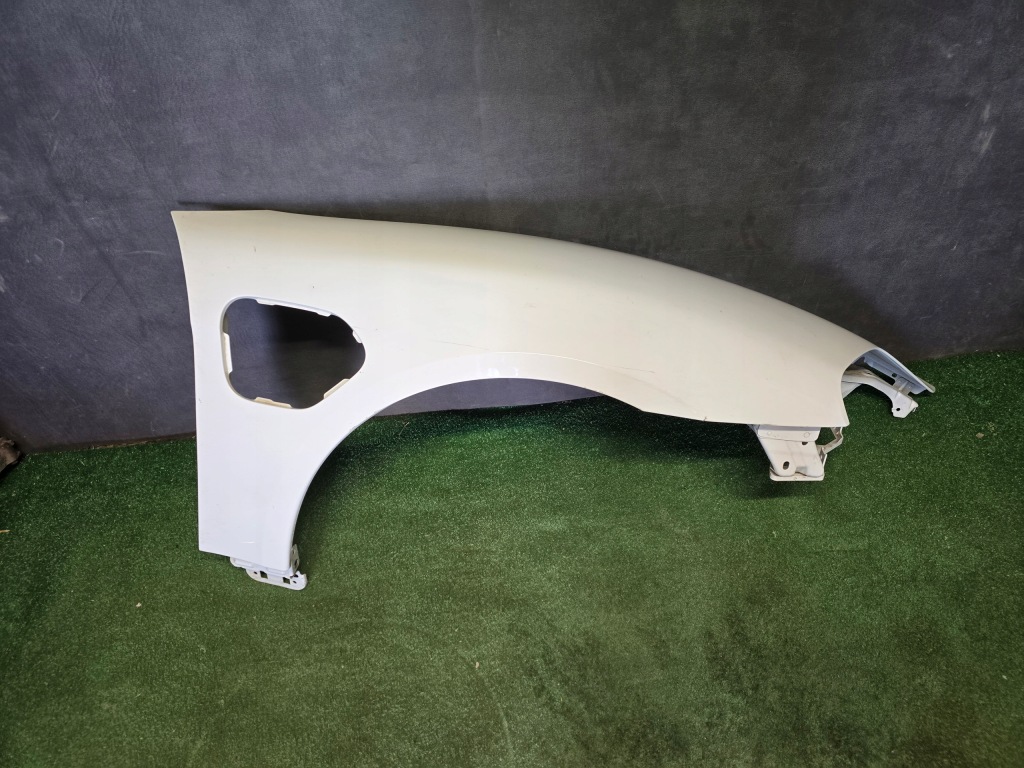 фото №1, Крыло правый перед porsche taycan 9j1